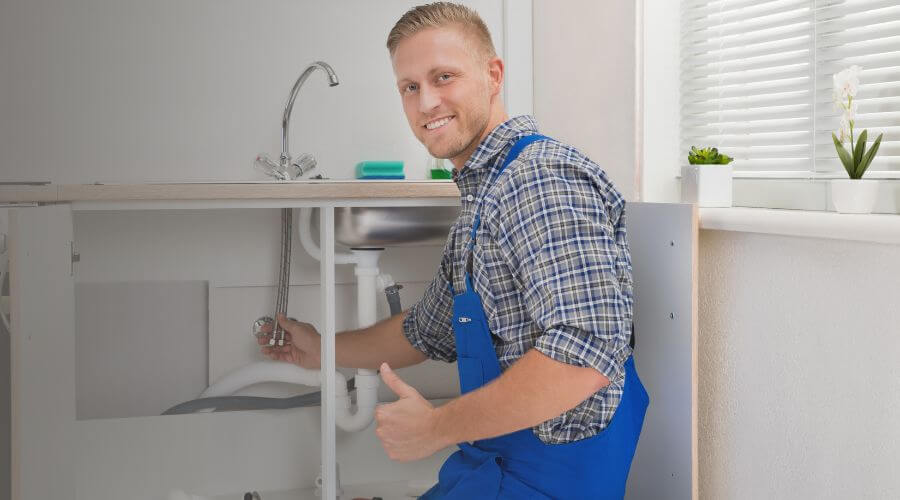 Expert burst pipe repair services in Sullivan, MO